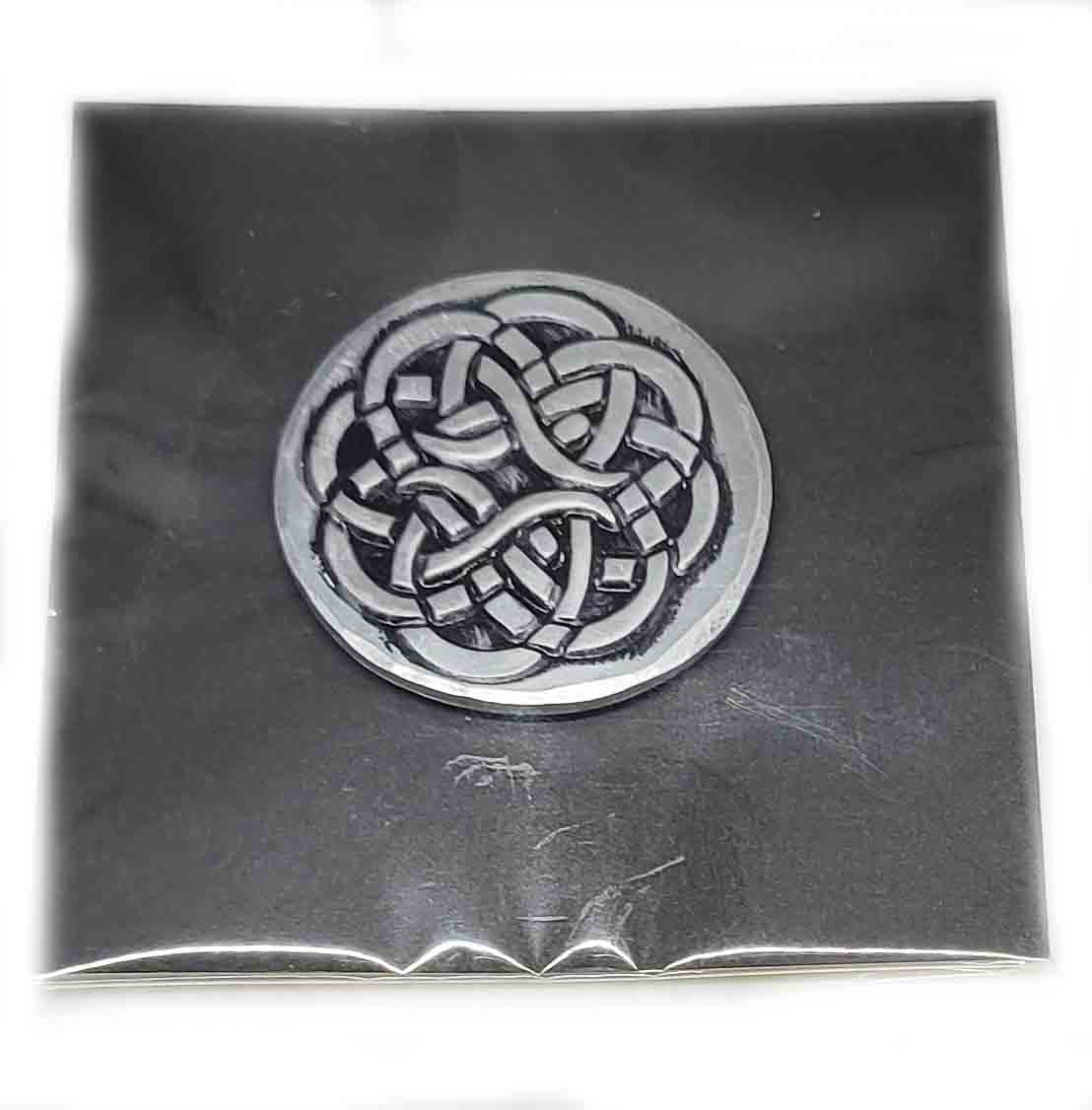 Magnetic Shawl Clasp image 0